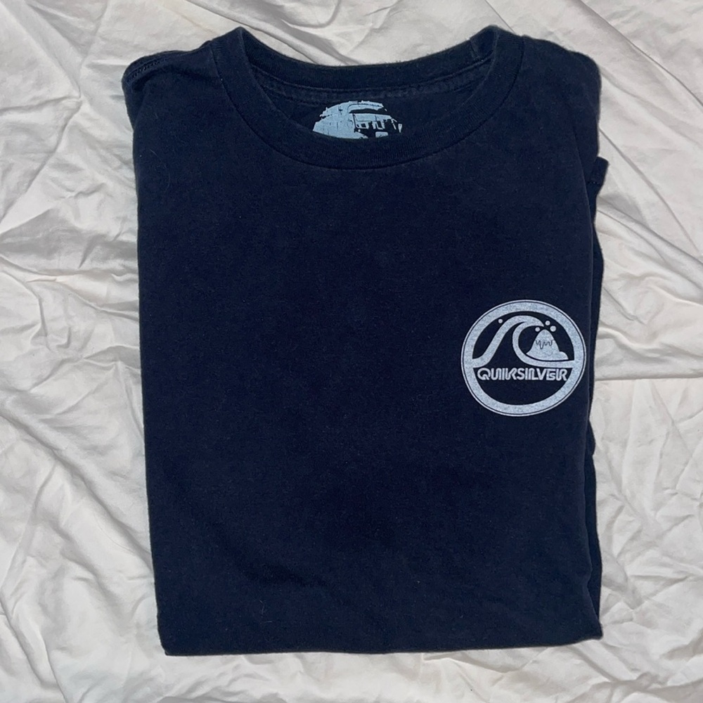 Quicksilver mountain and wave logo t-shirt